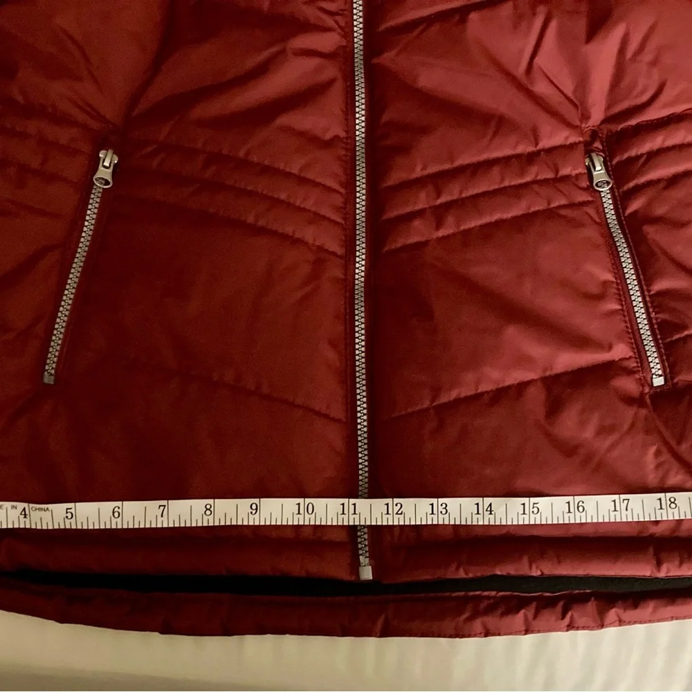 WHALES TAIL red puffer jacket size medium for kids